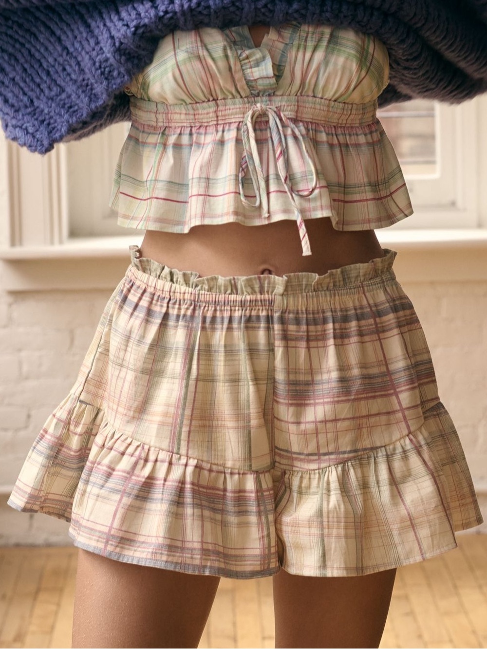 ANTHROPOLOGIE Ruffled-Hem Flannel Pajama Shorts Women’s Size Large